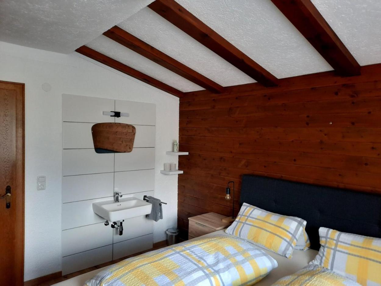 Haus Renate Apartment Lermoos Bagian luar foto