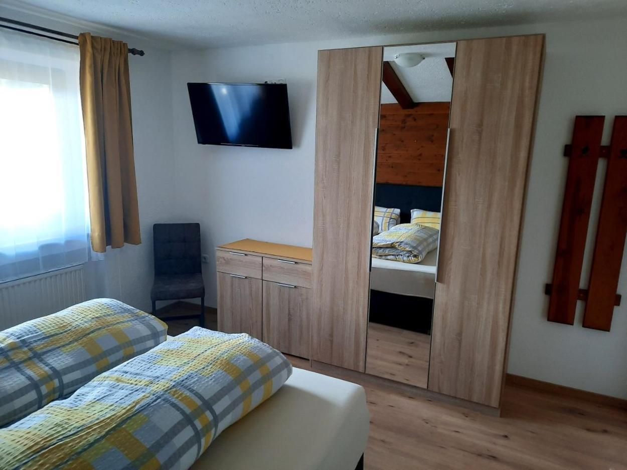 Haus Renate Apartment Lermoos Bagian luar foto